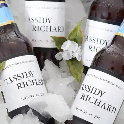 كيفية اختيار الملصقات ذاتية اللصق المناسبة؟